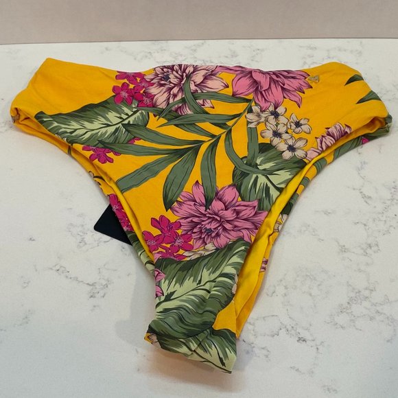 NWT Guess Summer Print Bikini Bottoms Swimsuit - Picture 2 of 5